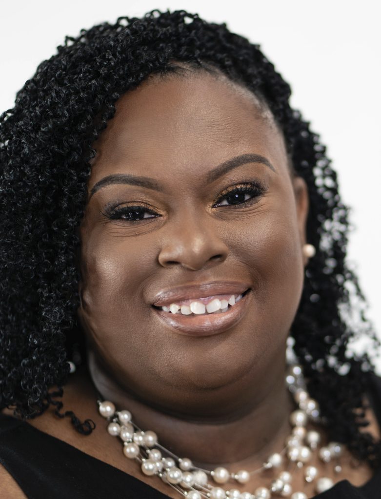 headshot Cheryl McCray